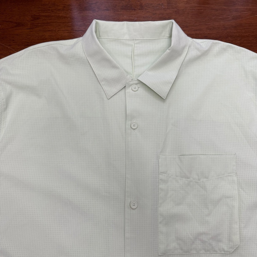 Lululemon Airing Easy Shirt Mens XXL Pale Green Grid Short Sleeve Button Down - Picture 3 of 6